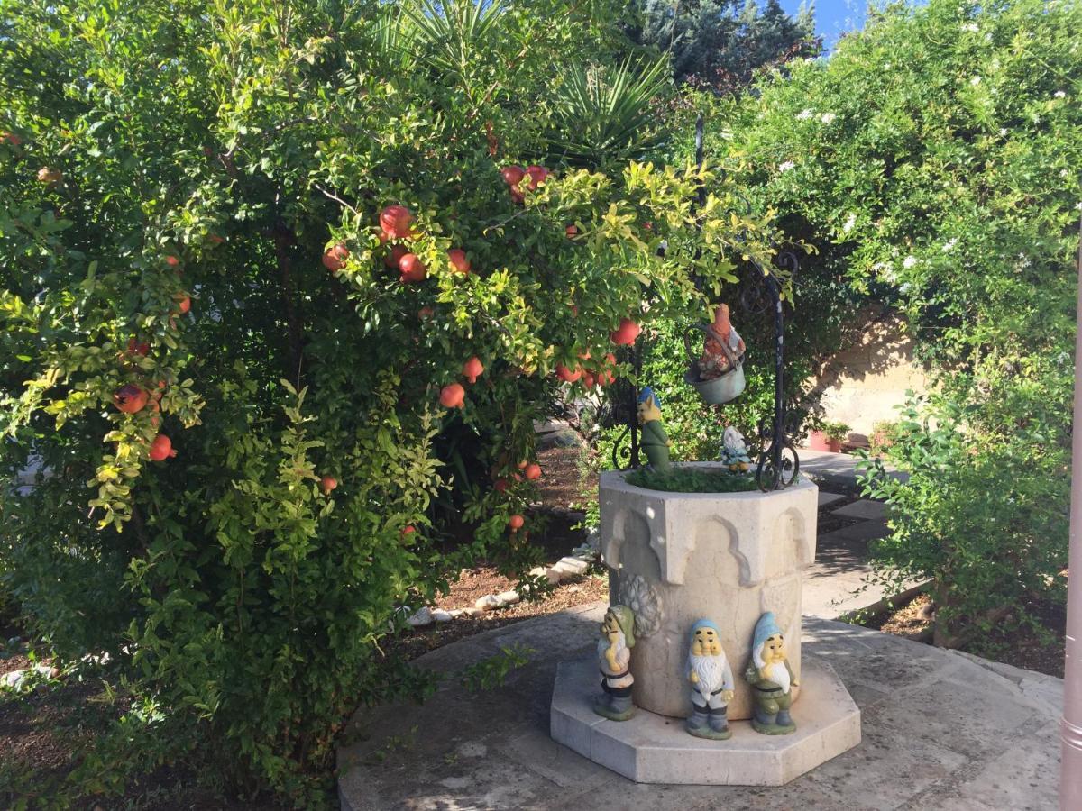 Il Giardino Della Foglia Hotell Bari Eksteriør bilde